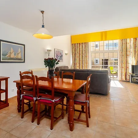 Villa Ponta Grande - Coral *